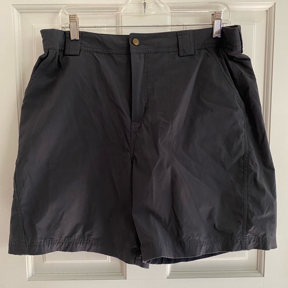 LL Bean Women's Padded Cycling Shorts, Size M, Black
